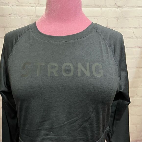 M NWT STRONG ZUMBA LONG SLEEVE CUT OUT CROP TOP NWT - Picture 4 of 10
